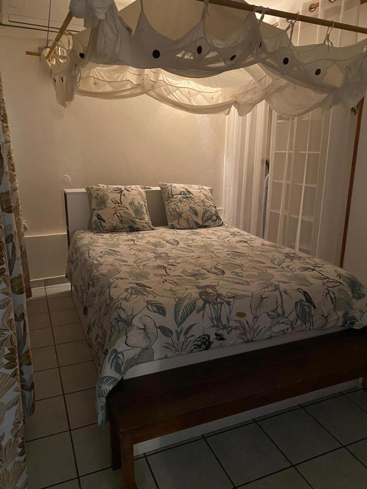 Habitation Santos 6 Personnes Terre De Haut Les Saintes Exterior photo